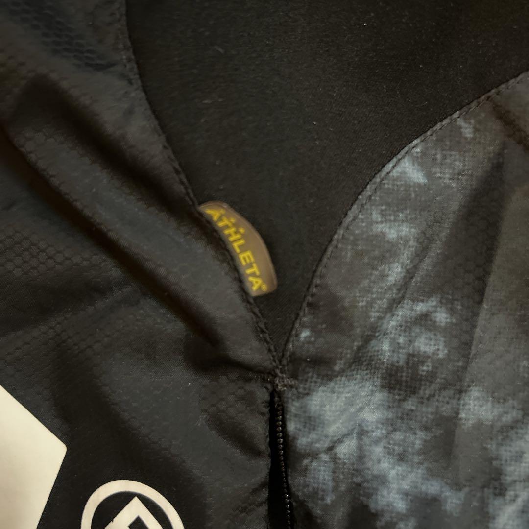 アスレタ　ATHLETA ウィンドブレーカー