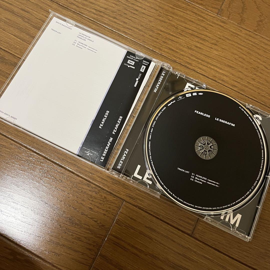 LESSERAFIM サイン入りCD