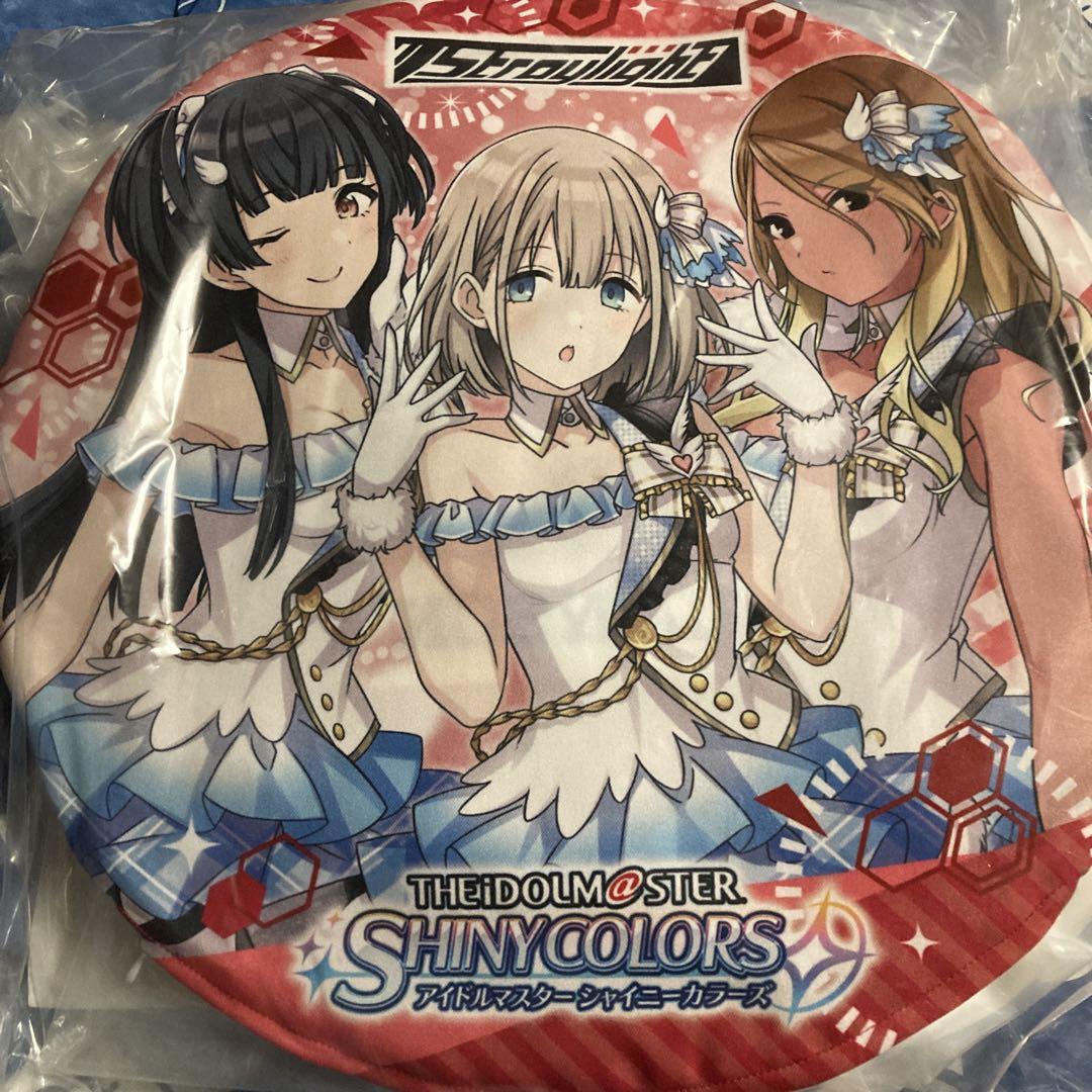 【半額】 シャニマス ストレイライト 黛 和泉愛依 芹沢あさひ クッション ピンズ・ピンバッジ・缶バッジ