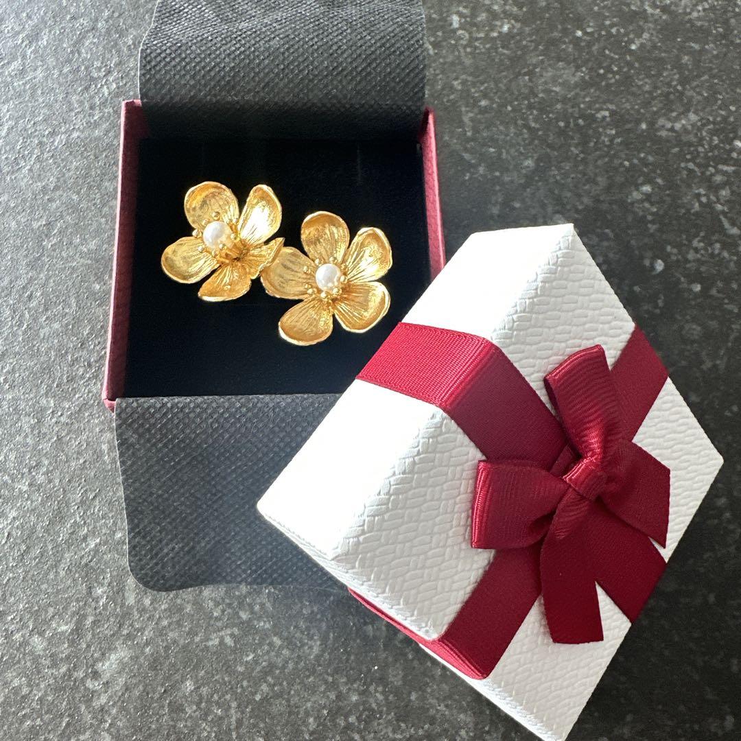 KAJA BIJOUX Carrie Flower Pierce アクセサリー