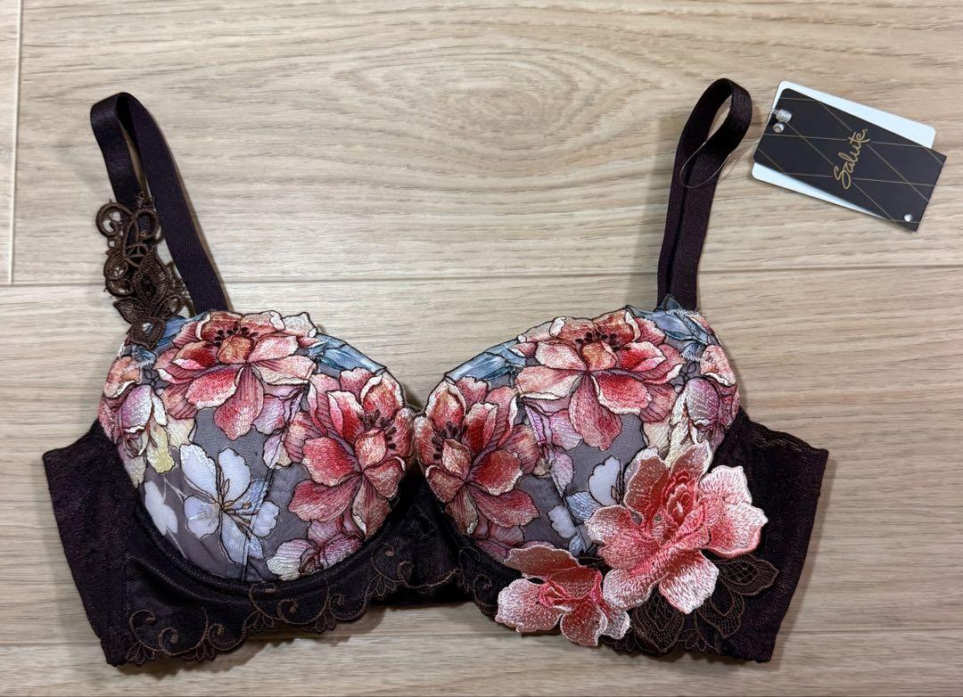 ワコール サルート 63G ブラジャー ショーツセット