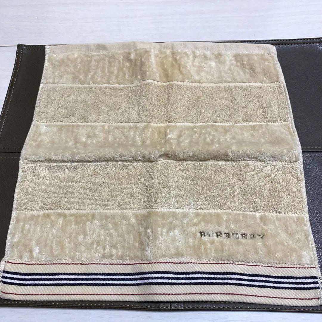 BURBERRY タオルハンカチ ベージュ ストライプ