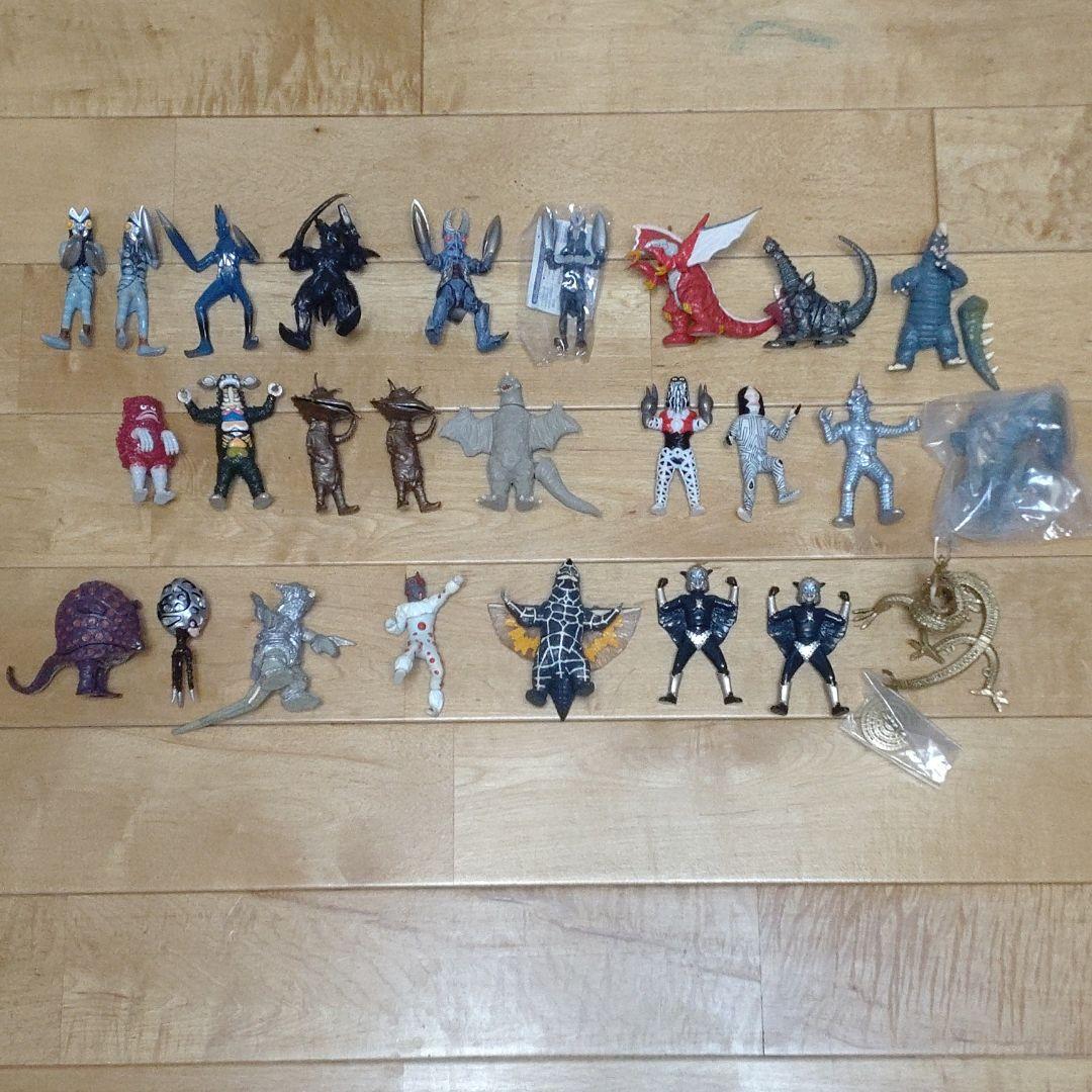 10%OFF HGシリーズ ウルトラマン 怪獣 セット OiMrB-m21219805789 送料無料低価