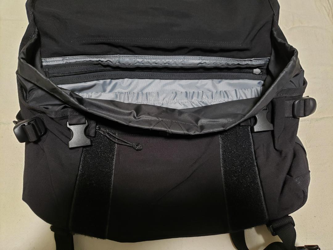 美品・屋外未使用】PORTER ポーター メッセンジャーバッグ