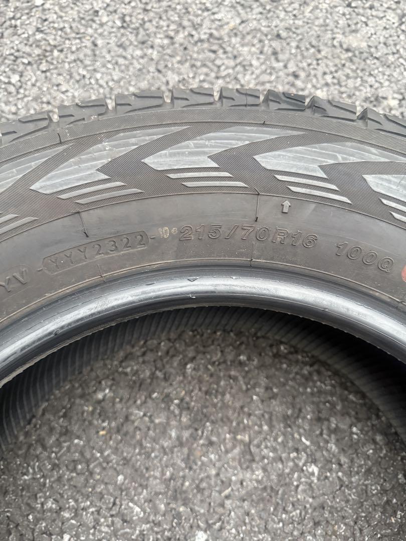 215/70R16 ヨコハマ アイスガードスタッドレス 4本セット ロメオ