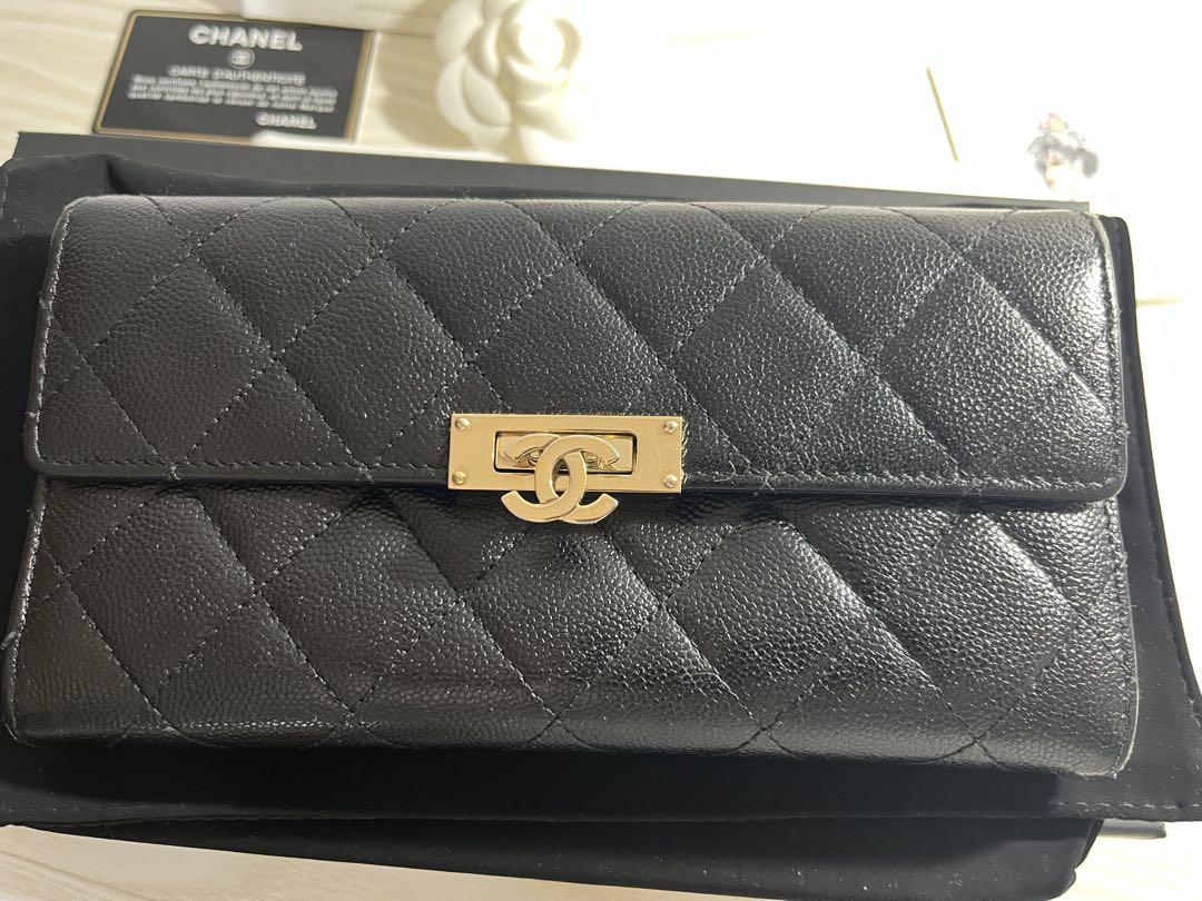CHANEL ブラック 二つ折り財布銀座店購入 - メルカリ