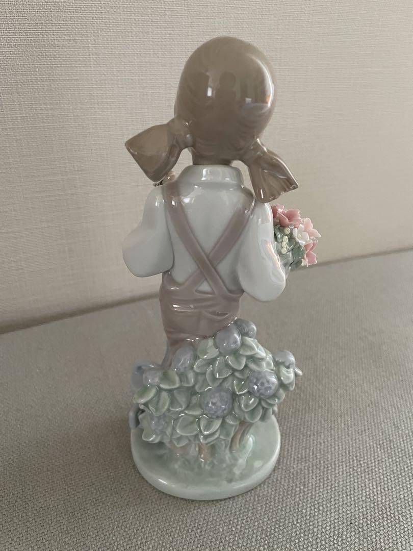 【 箱付き未使用品 】リヤドロ 小鳥と話す少女