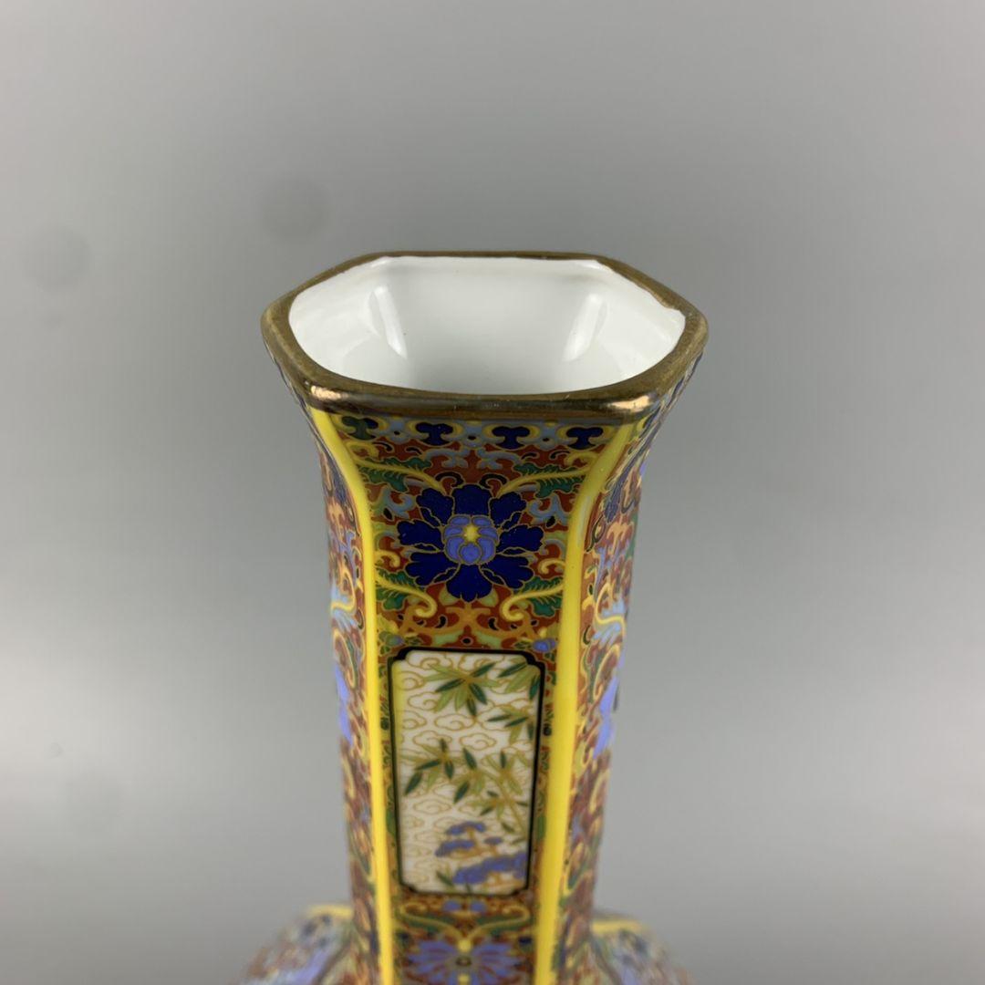 清雍正琺瑯彩花鳥胆瓶 花瓶  景徳鎮 陶磁器 装飾品 現代工芸品 美術品 置物