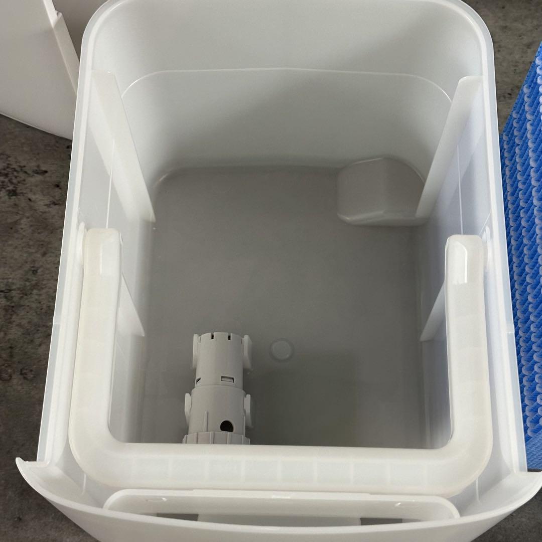 美品　シャープ　加熱気化式加湿器　HV-P75　2022年製
