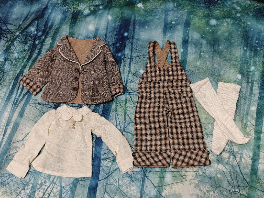チェック柄サロペットとジャケットのセット　コーディネートモデル服　SDMB