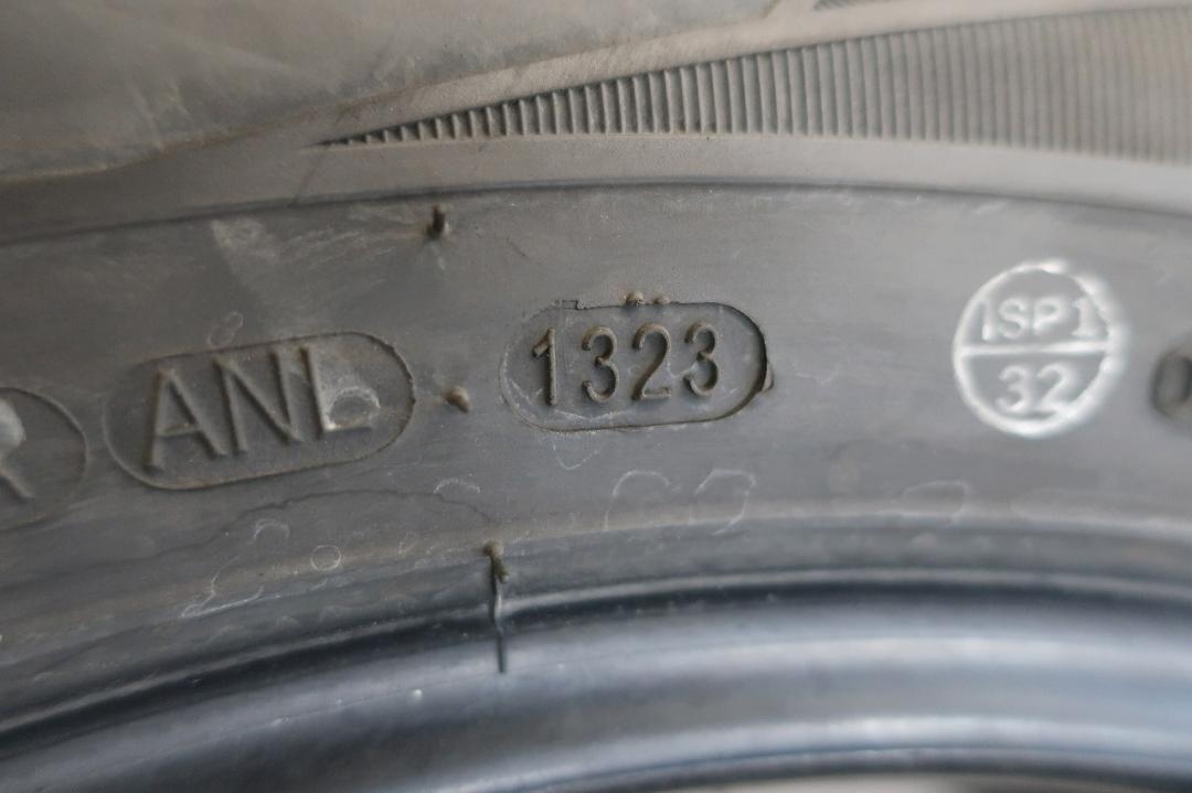 |ショコラ様送料込2023年製　ケンダ　ケネティカ　ECO　215/55R17