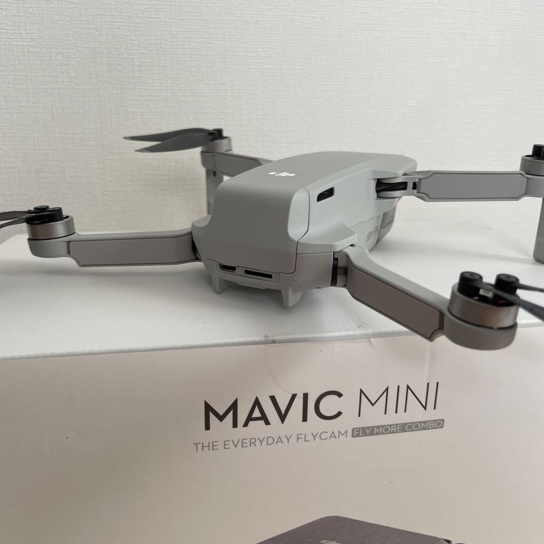 DJI Mavic Mini Fly More Combo ディージェーアイ