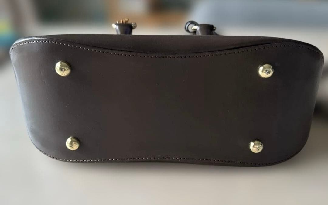 ⭐️極美品⭐️BEVINI バンブーハンドバッグ ⭐️極美品⭐️BEVINI バンブーハンドバッグ