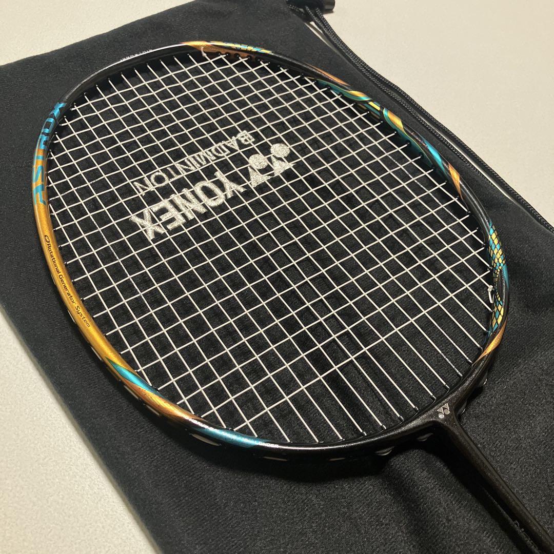 YONEX バドミントンラケット アストロクス88d pro