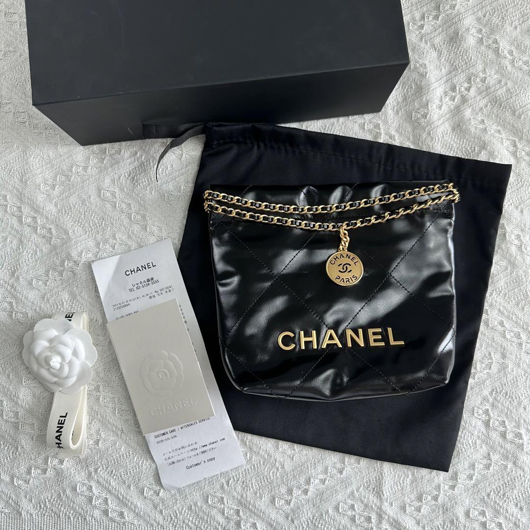 【希少・入手困難】☆CHANEL☆ 22 ミニ バッグ 画像1