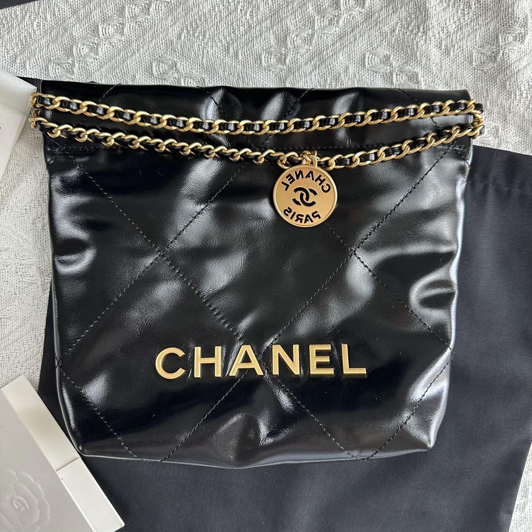 【希少・入手困難】☆CHANEL☆ 22 ミニ バッグ 画像2