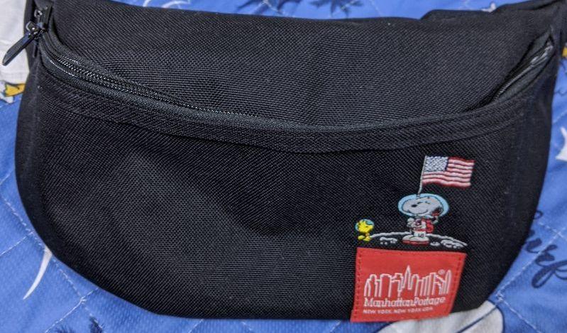 在庫処分!美品★スヌーピー★ボディバッグ