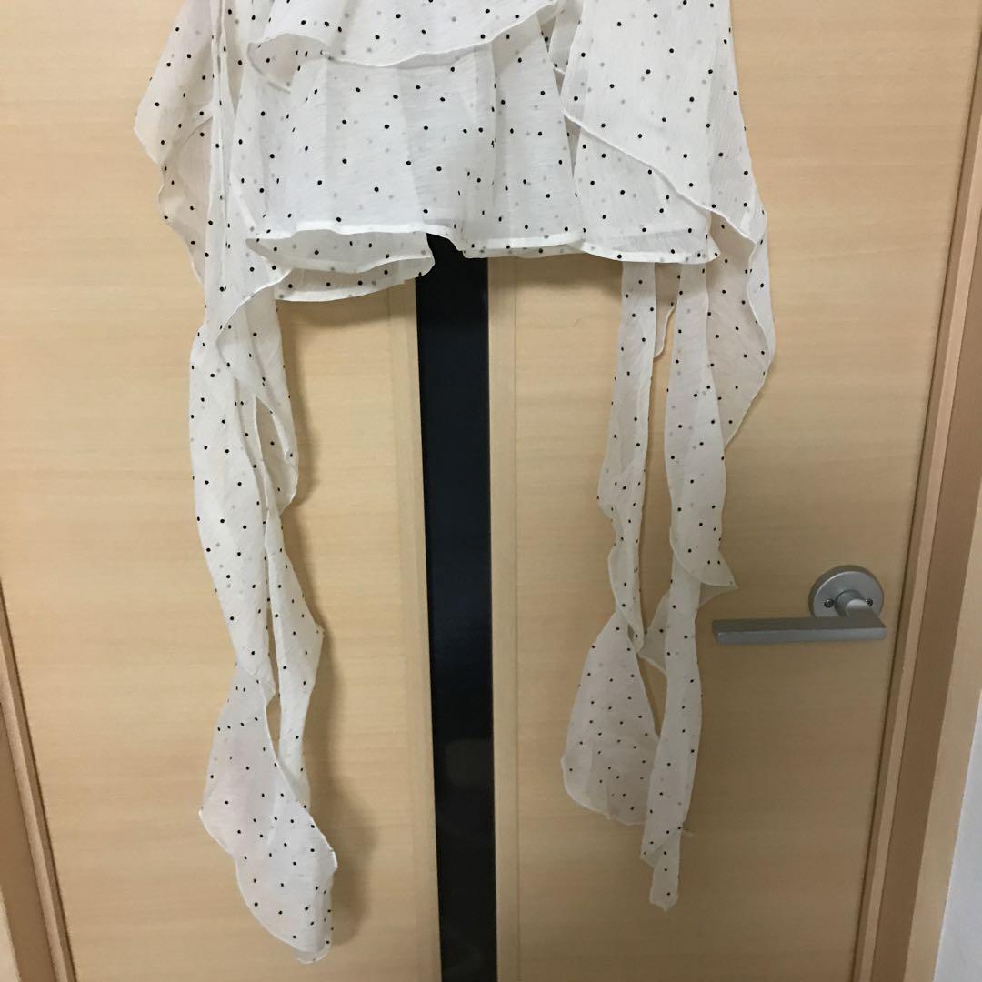 ❗️GWセール❗️完売品　LILY BROWNペプラムフリルトップス