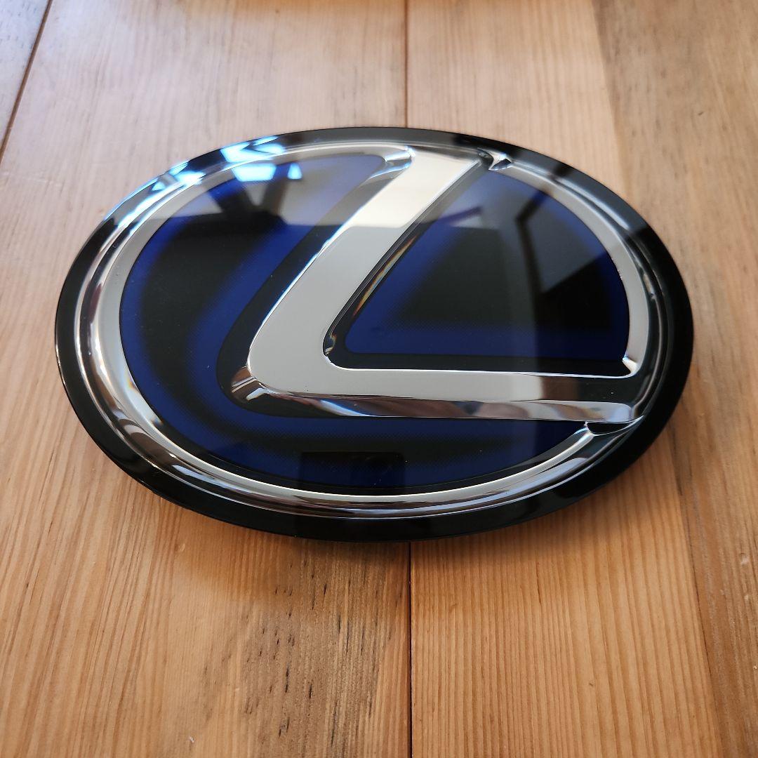 Lexus　レクサス　フロント　 エンブレム