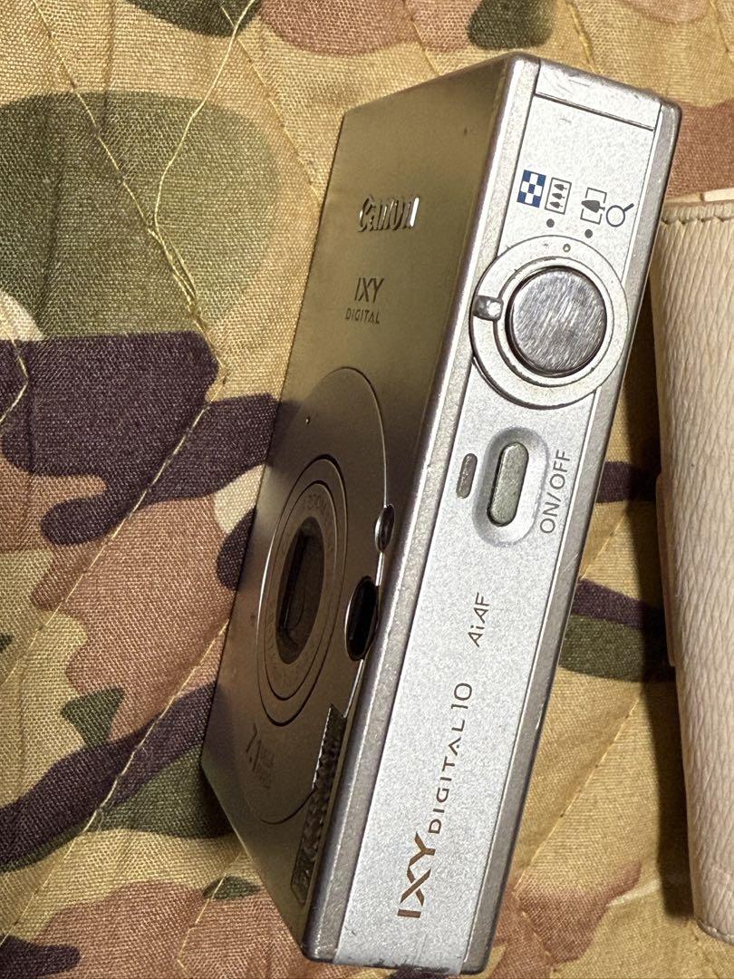 Canon IXY デジタルカメラ 本体　充電器付き