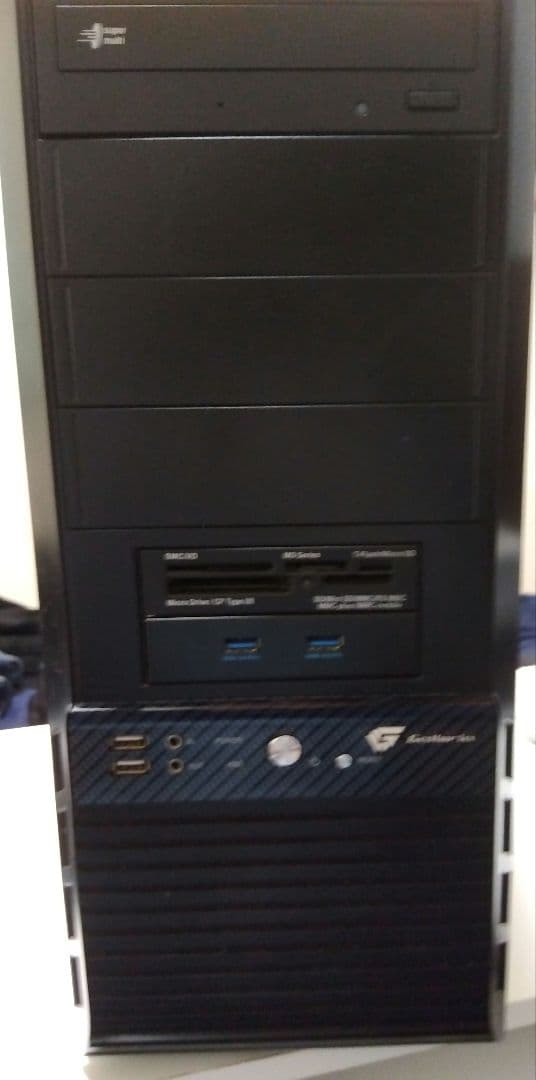 ガレリアのpcケースとジャンク品パーツ全体的に状態が悪い