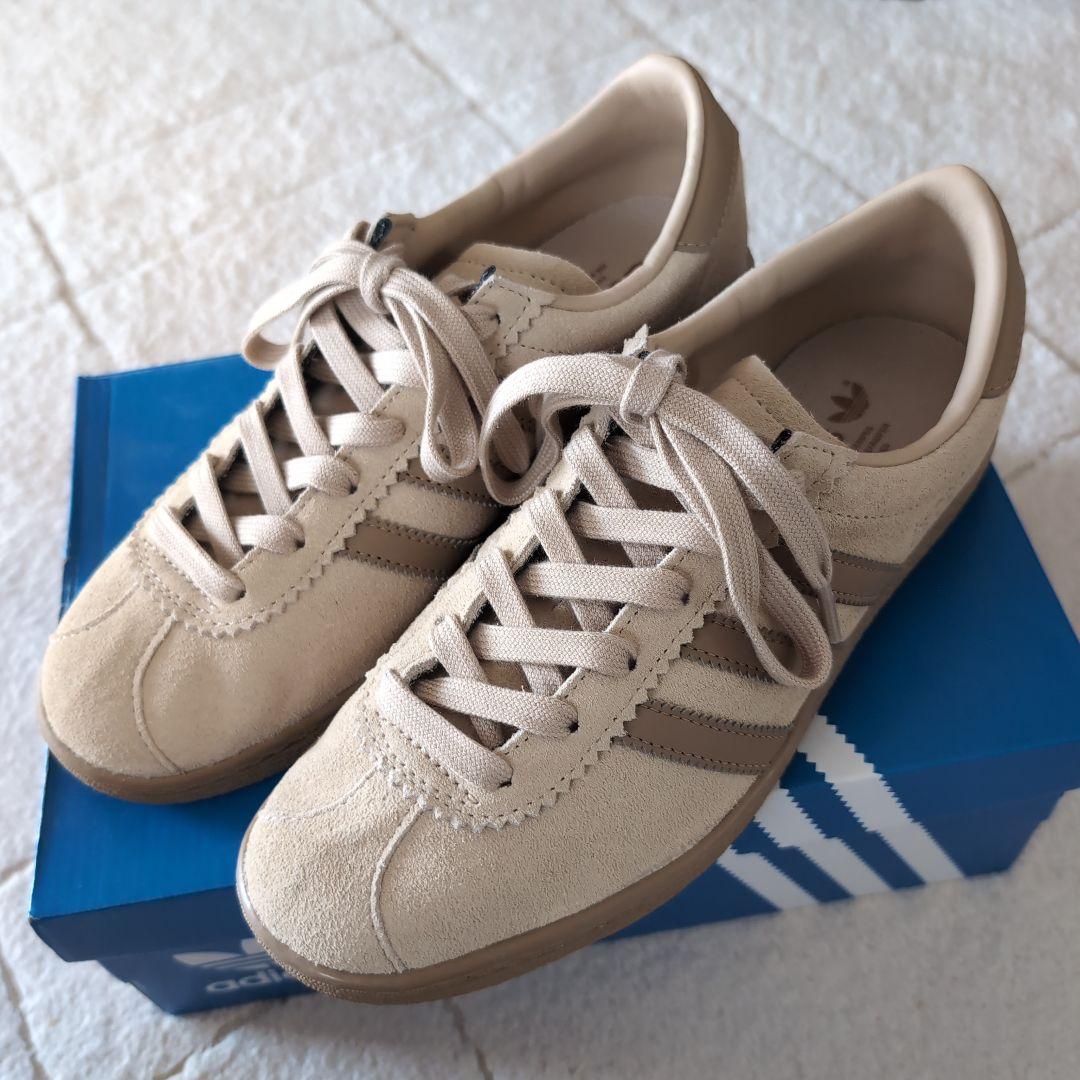 adidas stadt ベージュ スニーカー　24cm adidas > STADT / スニーカー | SNEAKER | J-pia
