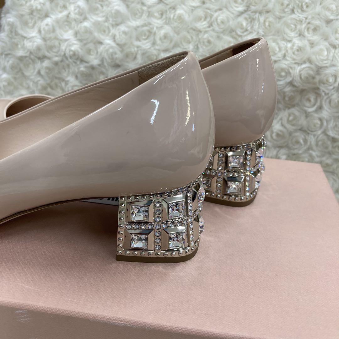 miumiu パンプス