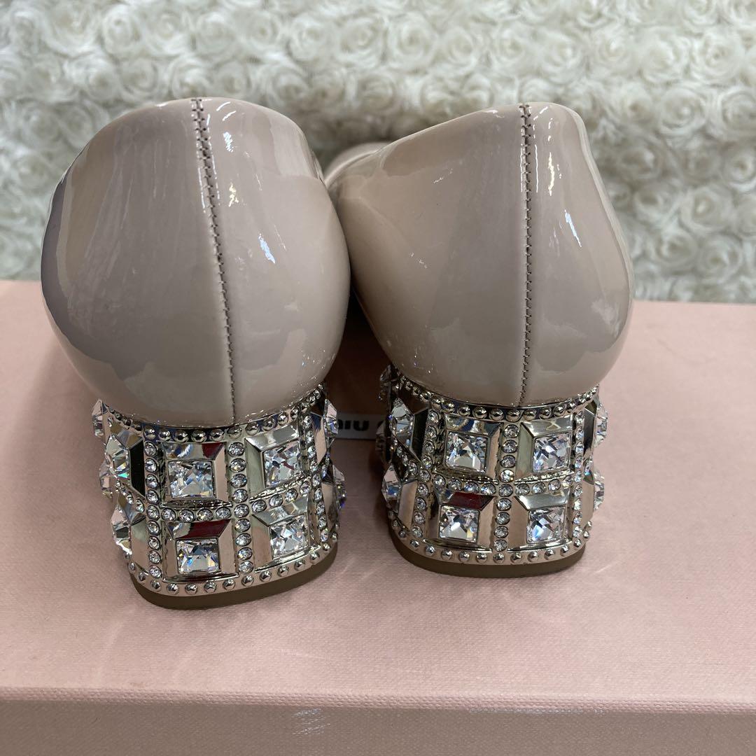 miumiu パンプス