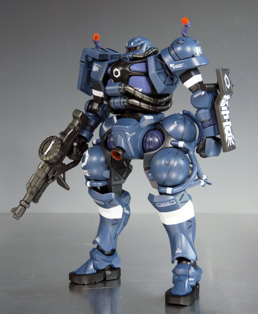 ガンプラ　HG　軍警ザク　改修塗装済み完成品　GQuuuuuuX