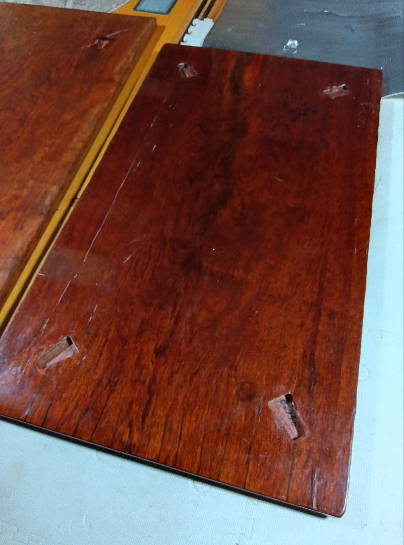 座卓 無垢 ブビンガ と 不明 2台 足なし 板のみ 手渡しのみ! 座卓 無垢 ブビンガ と 不明 2台 足なし 板のみ 手渡しのみ!