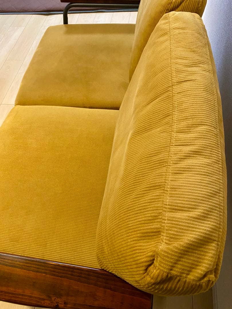 イエロー目立った傷や汚れなし