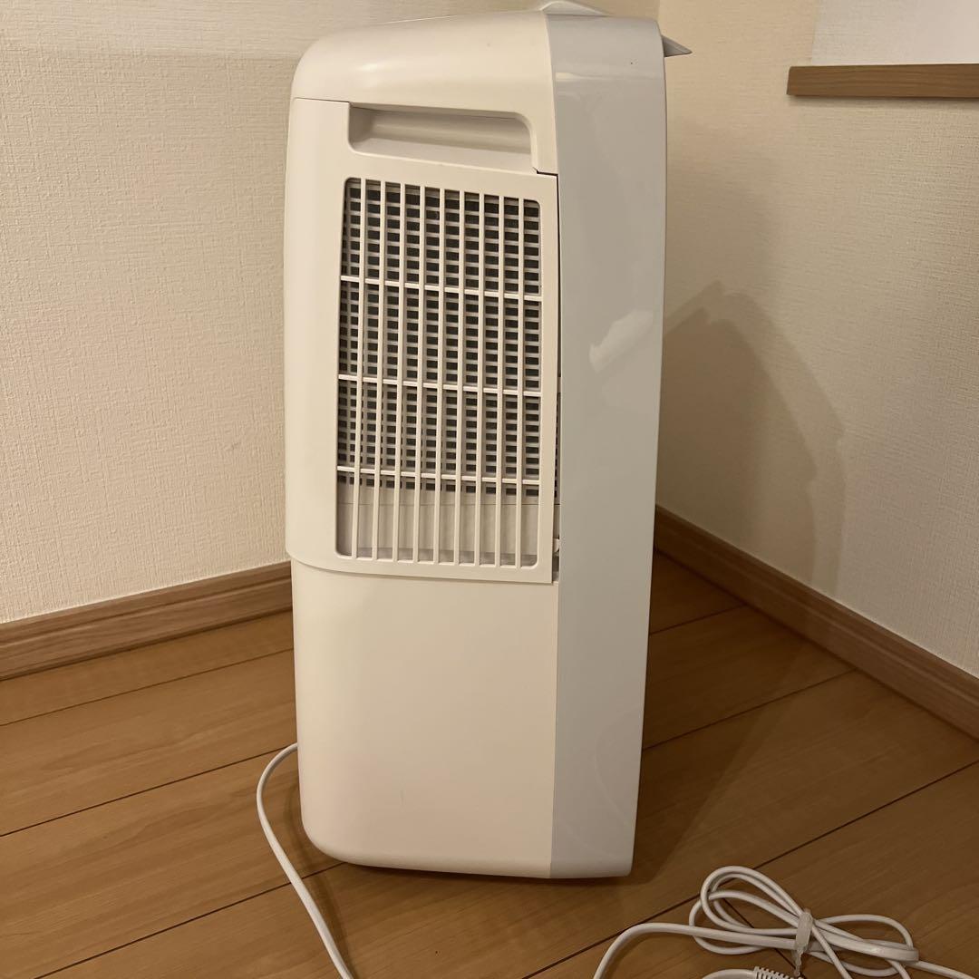 【美品】SHARP 冷風・衣類乾燥除湿機 CM-N100-W 2022年製