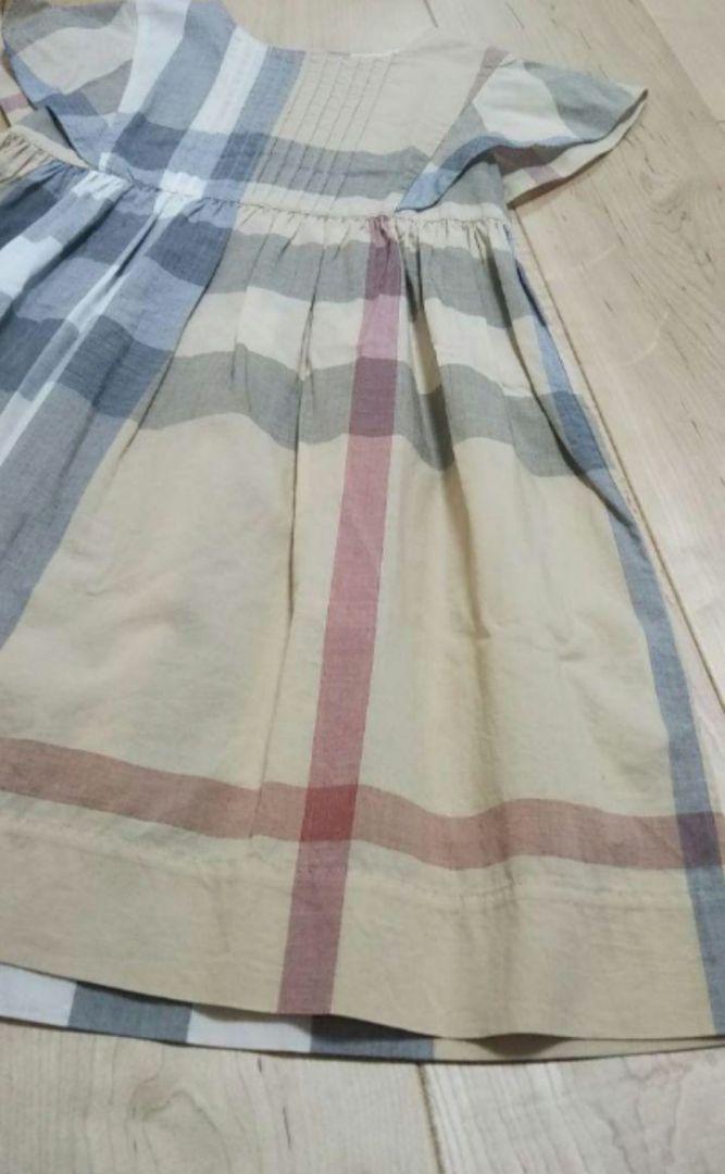 美品 バーバリー ワンピース 122cm 7Y