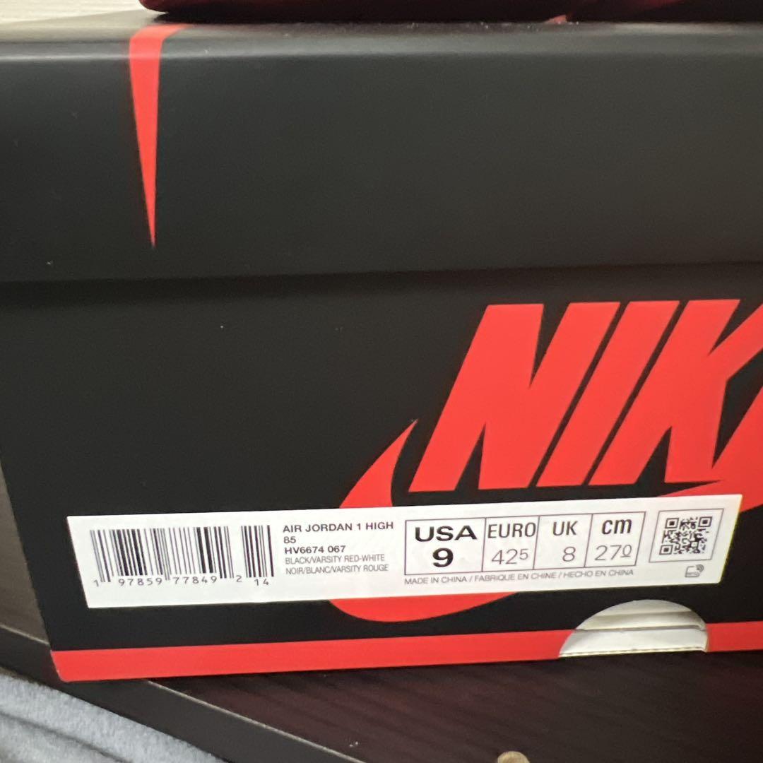 NIKE Air Jordan 1 赤/黒 スニーカー