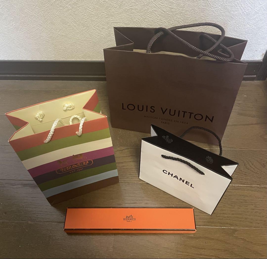 LOUIS VUITTON・CHANEL・HERMES 紙袋セット - メルカリ