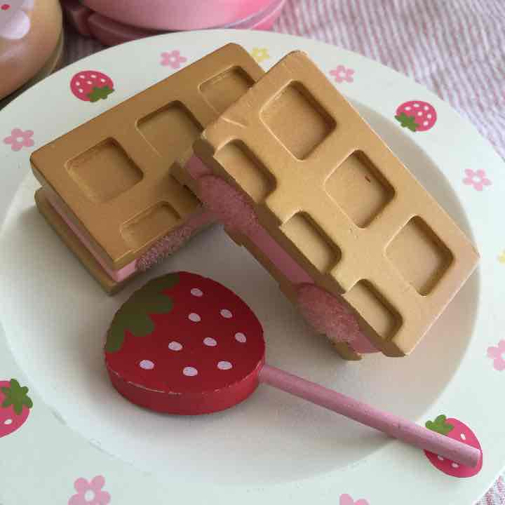 最安値低価 eggママ様ご専用 いちごワッフル&いちごキャンディーセット❤️ k1pOz-m213573735 低価新作