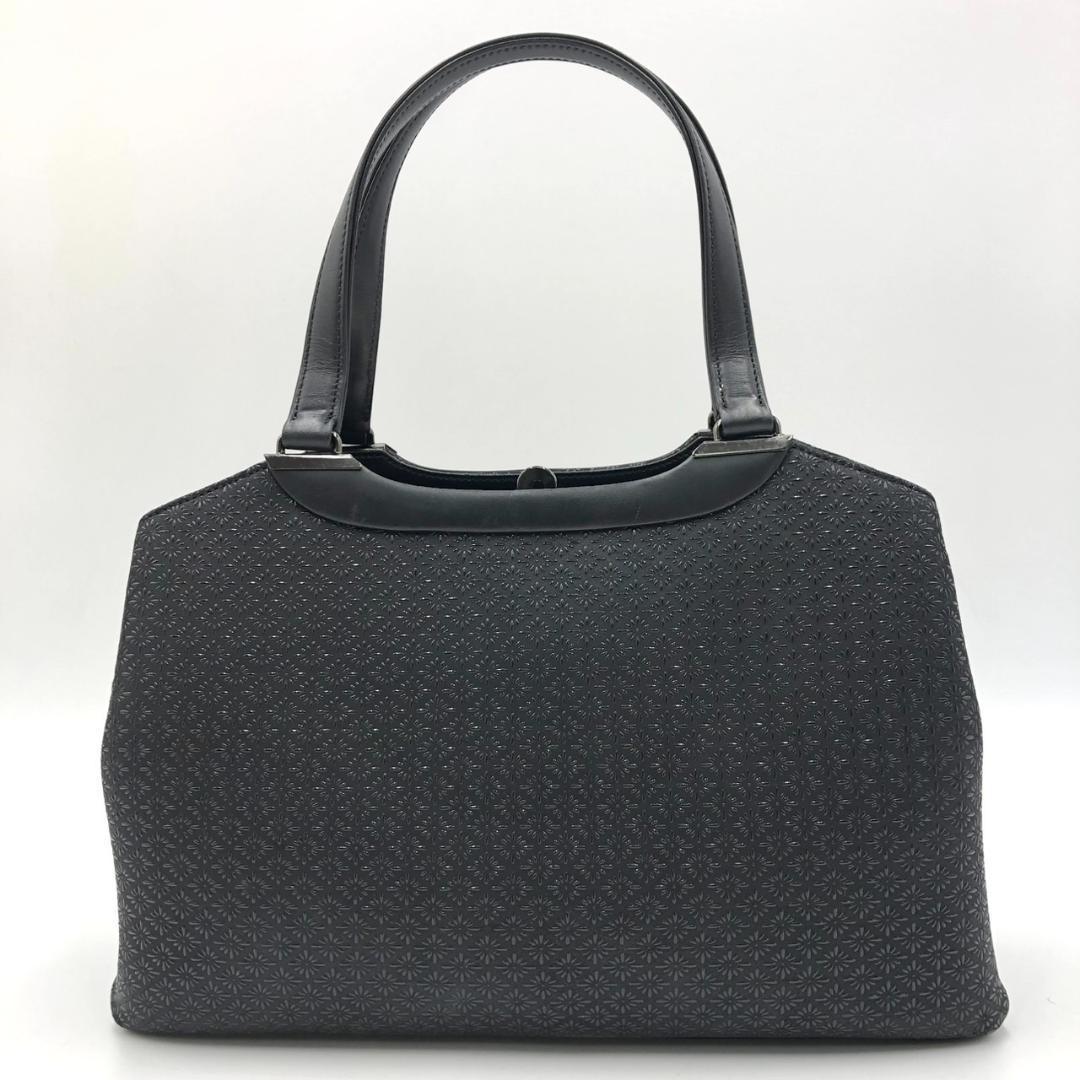 驚きの価格が実現！ 極美品 印傳屋 漆塗り 鹿革 菱菊和柄 がま口 ハンドバッグ バッグ