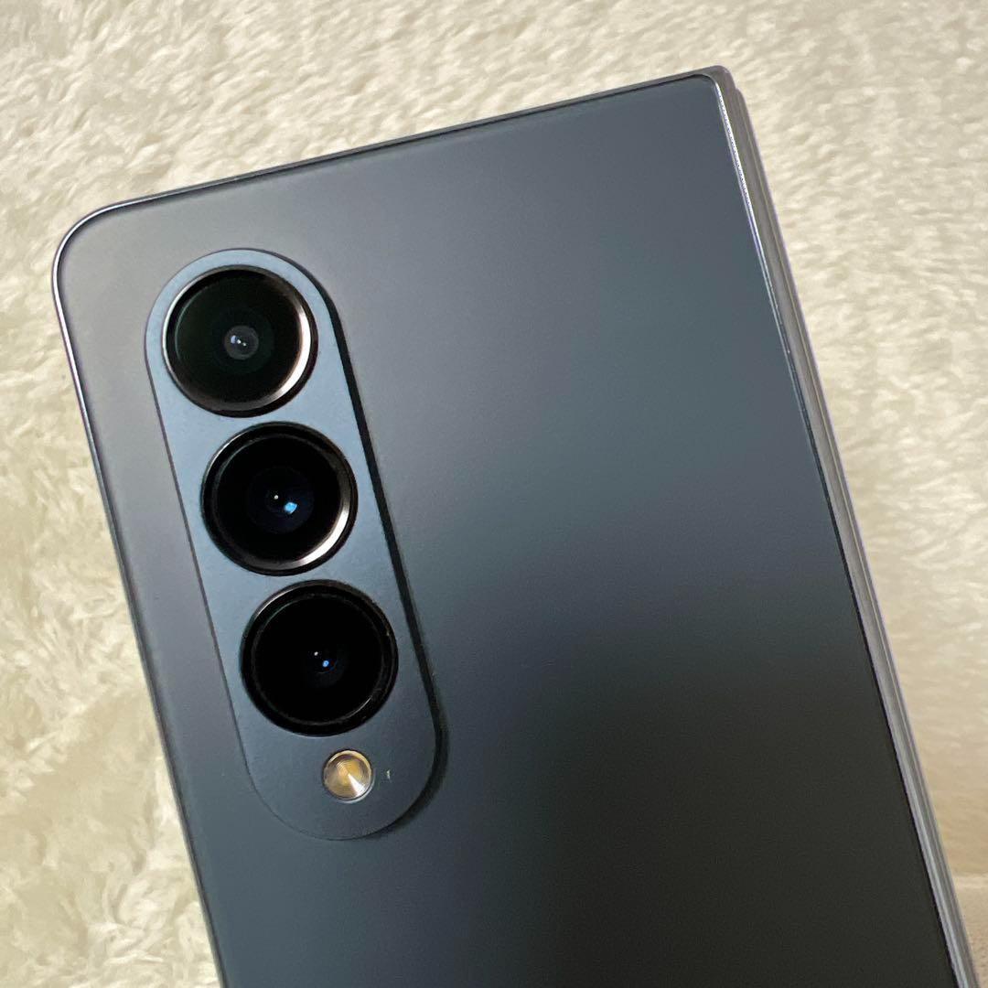 Galaxy Z Fold4 256GB SIMフリー h14