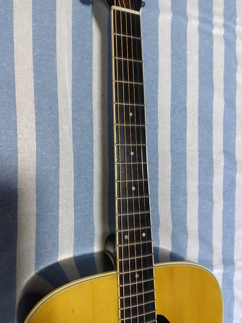 YAMAHA FG-201Bジャパンヴィンテージアコースティックギターです。