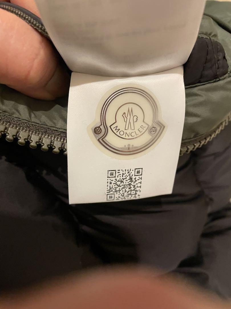 サイヤン専用　Moncler ダウンジャケット サイズ1美品