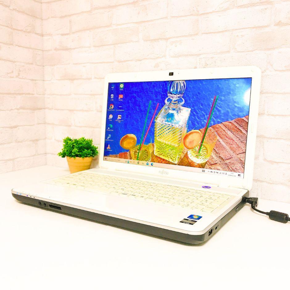 爆速新品SSD✨すぐ使えるノートパソコン✨Webカメラ✨白ホワイトPC✨初心者向
