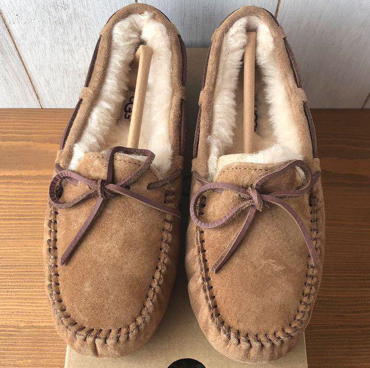 爆買い100%新品 新品 UGG アグ ダコタ モカシン DAKOTA チェスナット 23cm ohSH6-m21403794364 セール国産