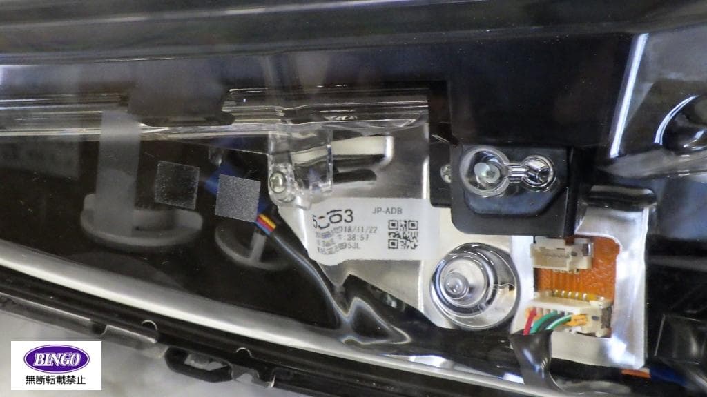 マツダ CX-8 KG5P 純正 ヘッドライト 左 STANLEY W3953 マツダ CX-8 KG5P 純正 ヘッドライト 左 STANLEY W3953