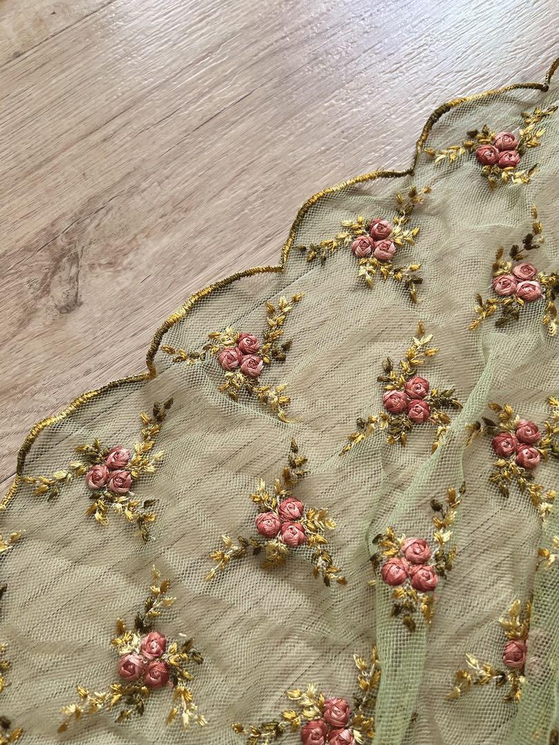 フランス　アンティーク　刺繍　レース　ハギレ　大判