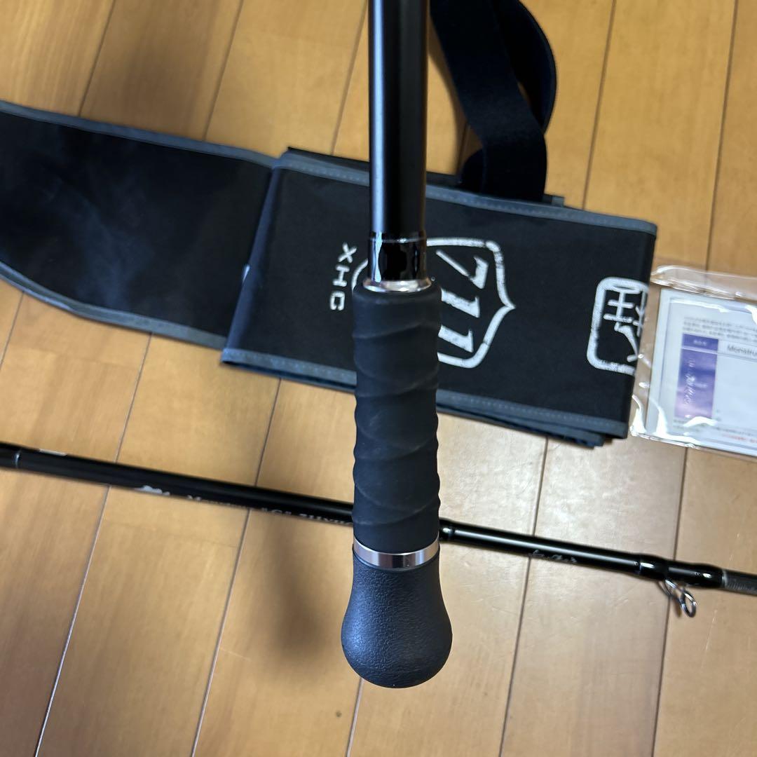 ツララ モンストロ G 711XHC