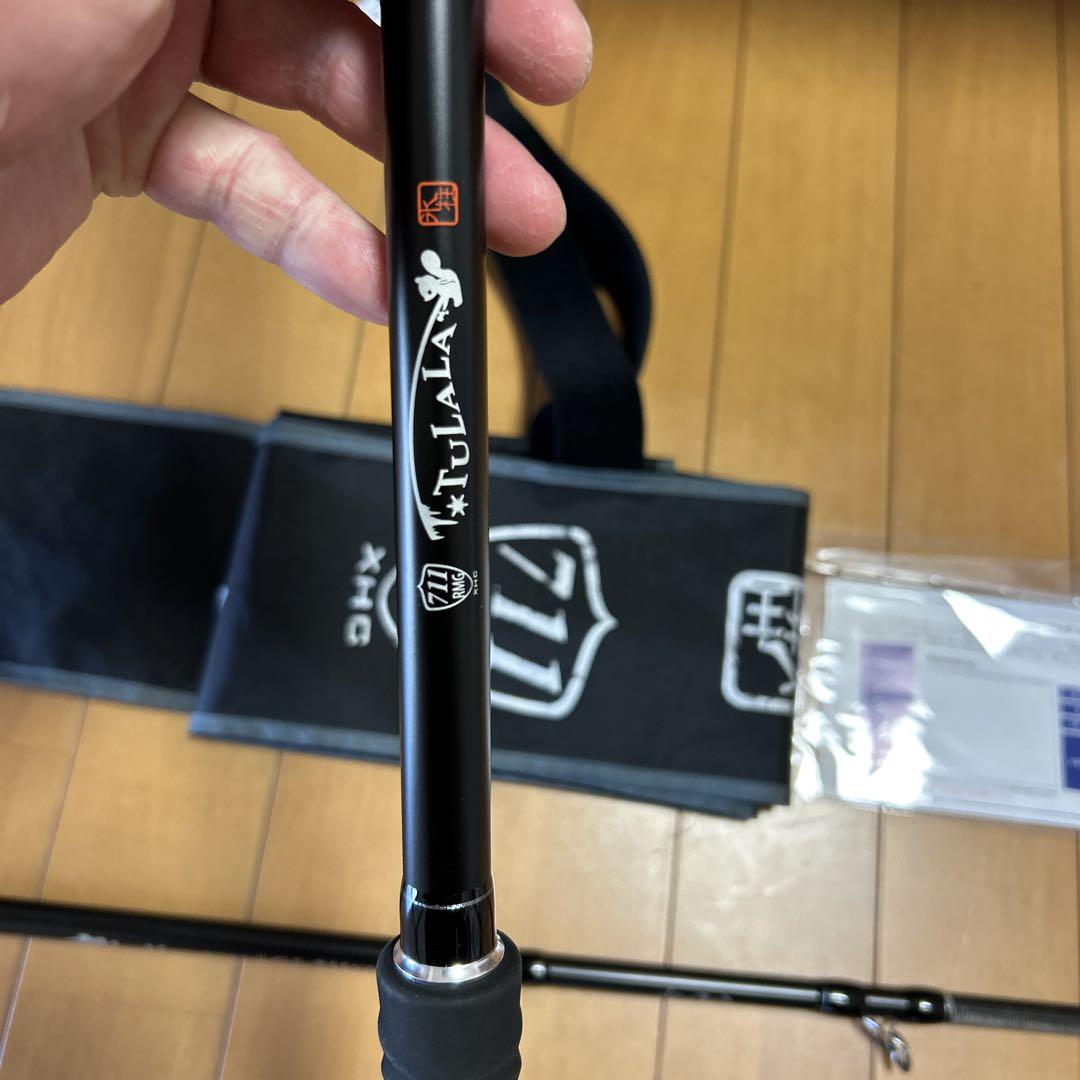 ツララ モンストロ G 711XHC