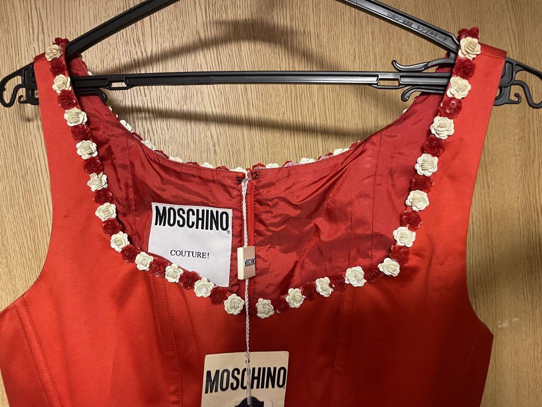 トップス MOSCHINO