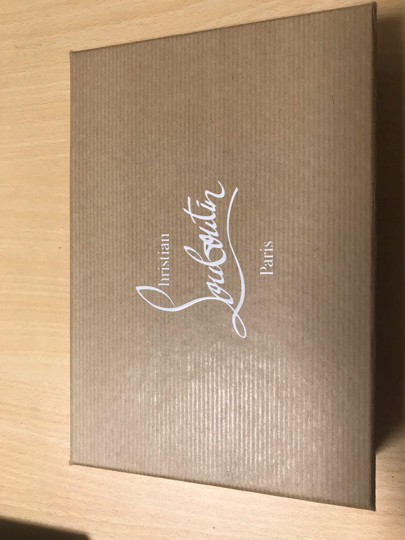 ルブタン 長財布