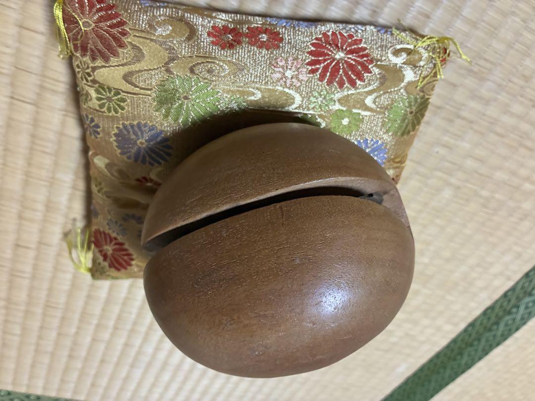 木製球形置物 鶴の彫刻付き目立った傷や汚れなし