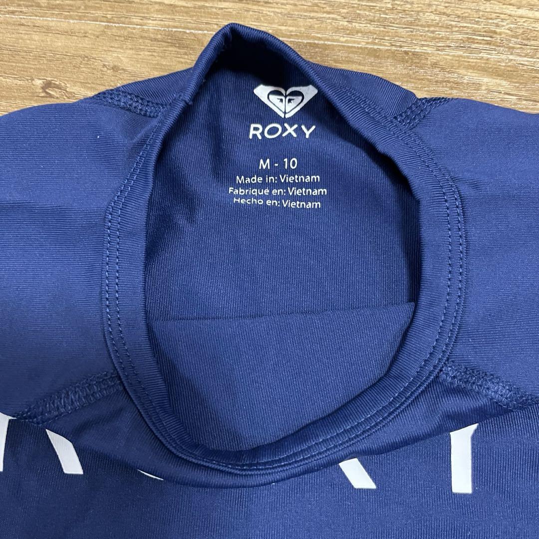 ROXY 新品未使用タグつき　ラッシュガード　水着